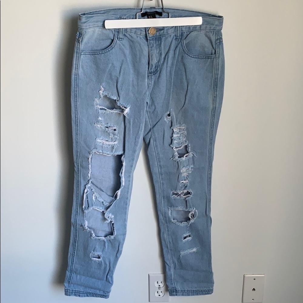 Light Distressed Jeans